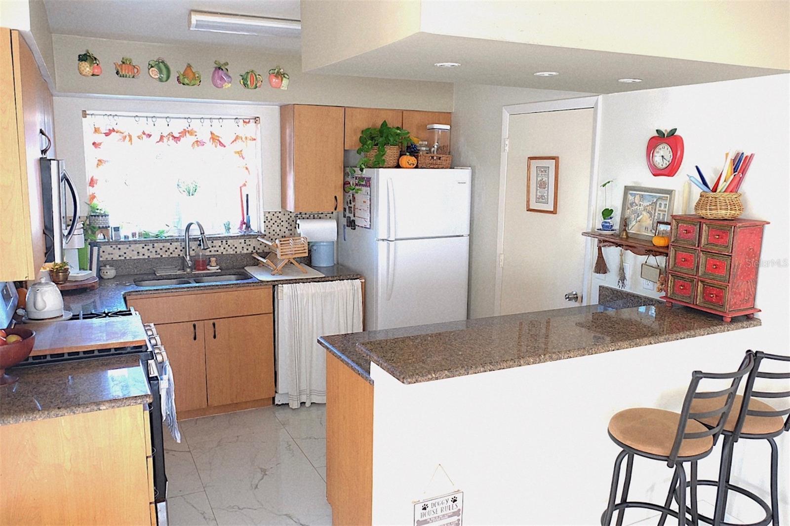 WINDMILL POINTE - Residential Lease