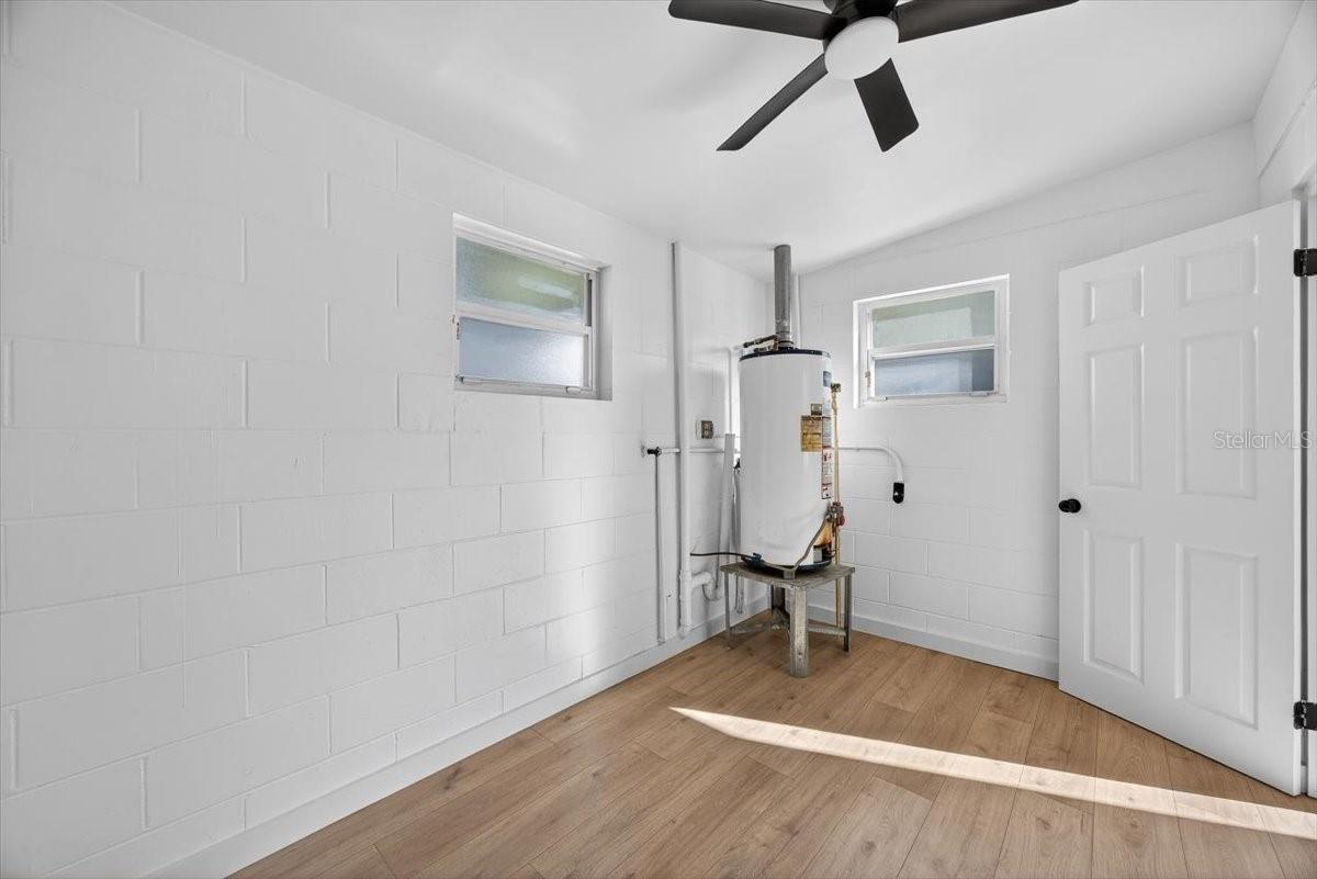 LAKE KATHRYN HEIGHTS GLENN ADD - Residential