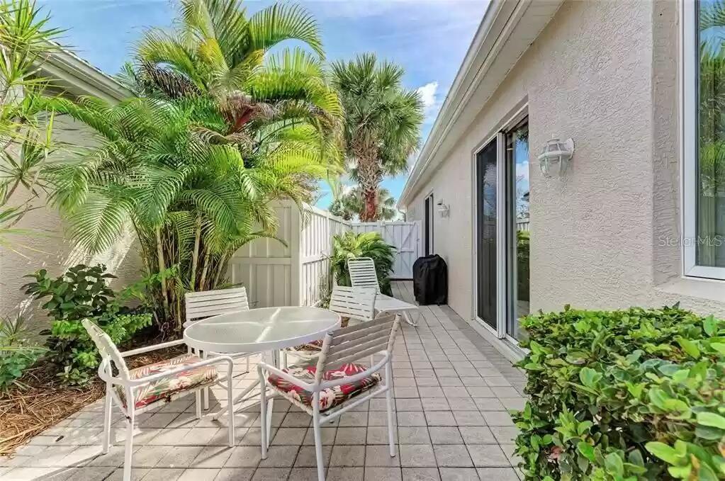 ROSEDALE 11 - Residential