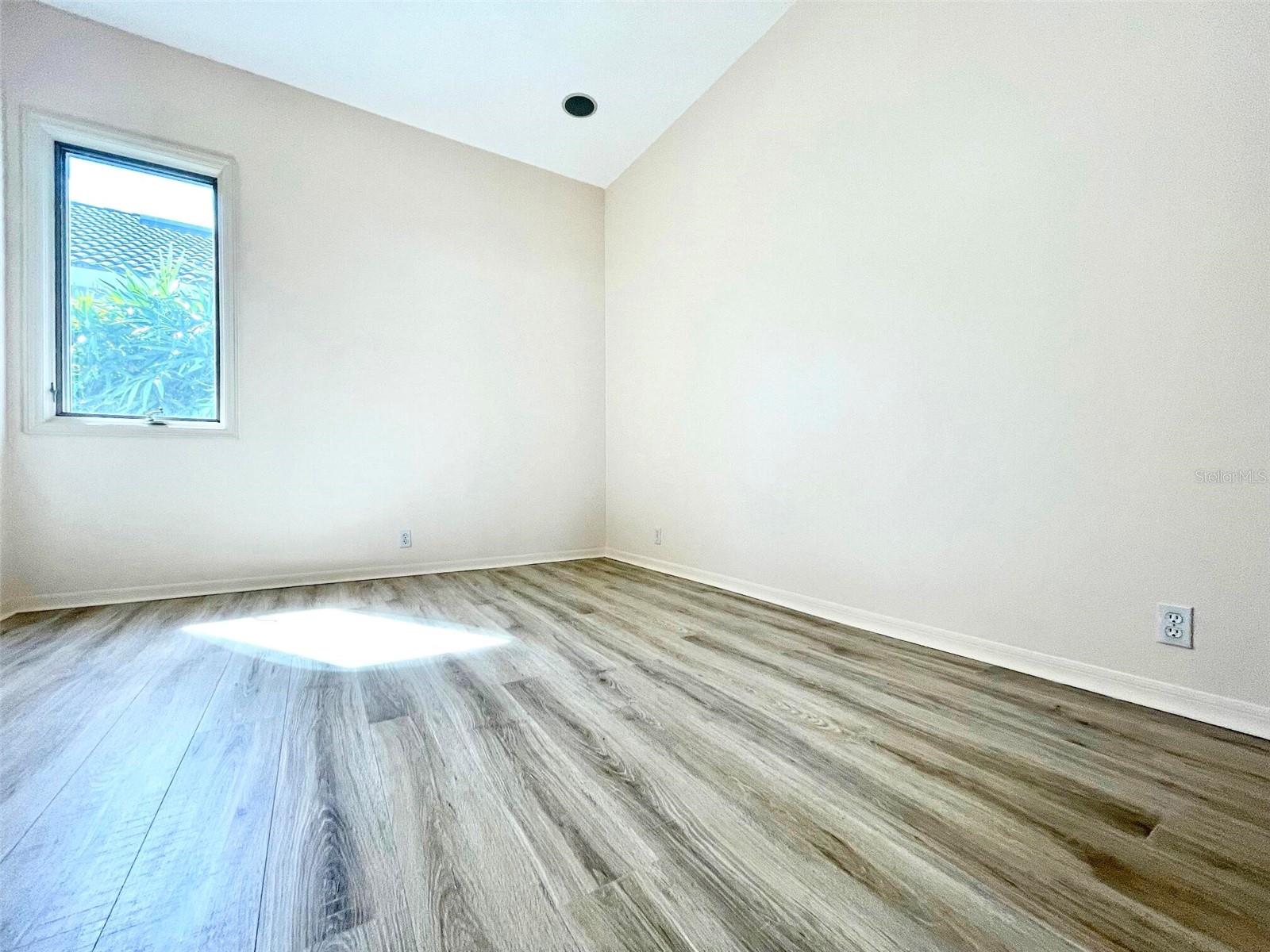 ROSEDALE 11 - Residential