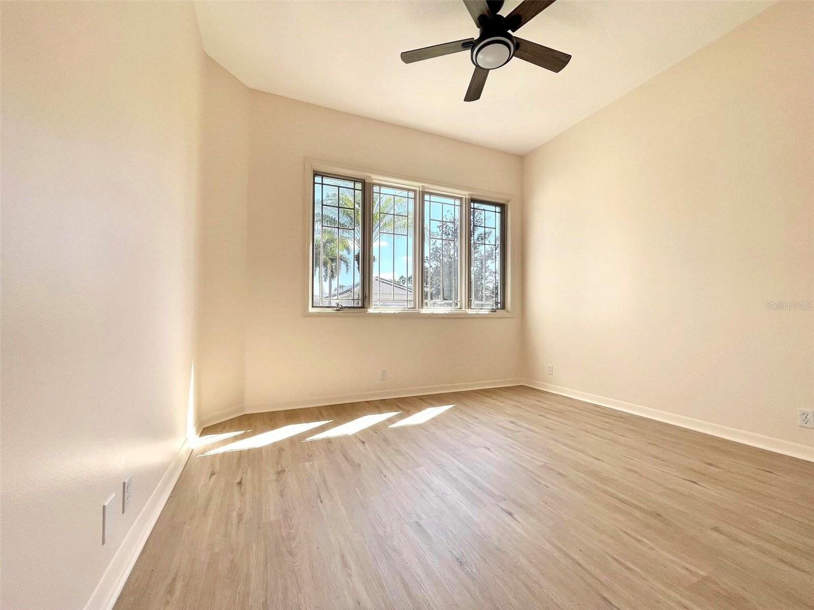 ROSEDALE 11 - Residential