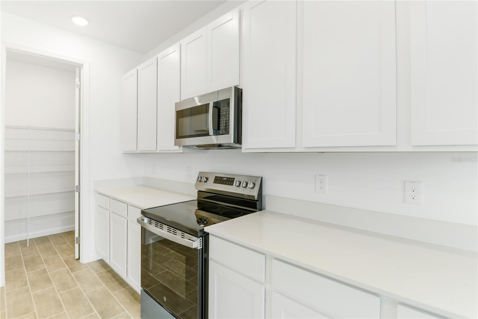 SEASONS AT GRANDVIEW GARDENS - Residential