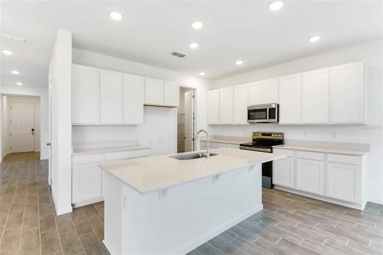 SEASONS AT GRANDVIEW GARDENS - Residential