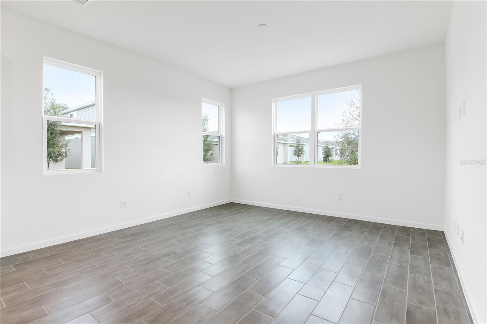 SEASONS AT GRANDVIEW GARDENS - Residential