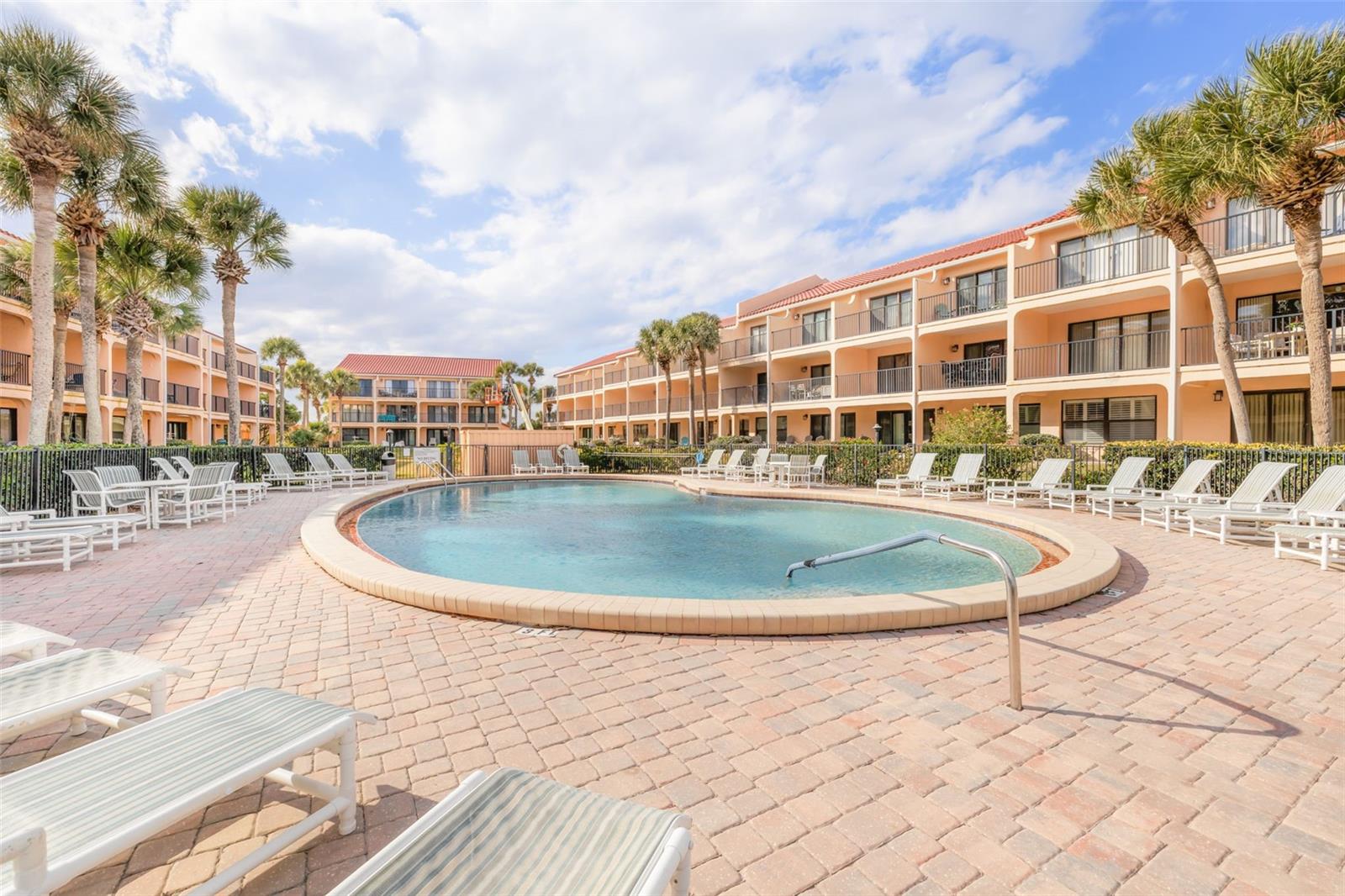 SEA PLACE I - Residential