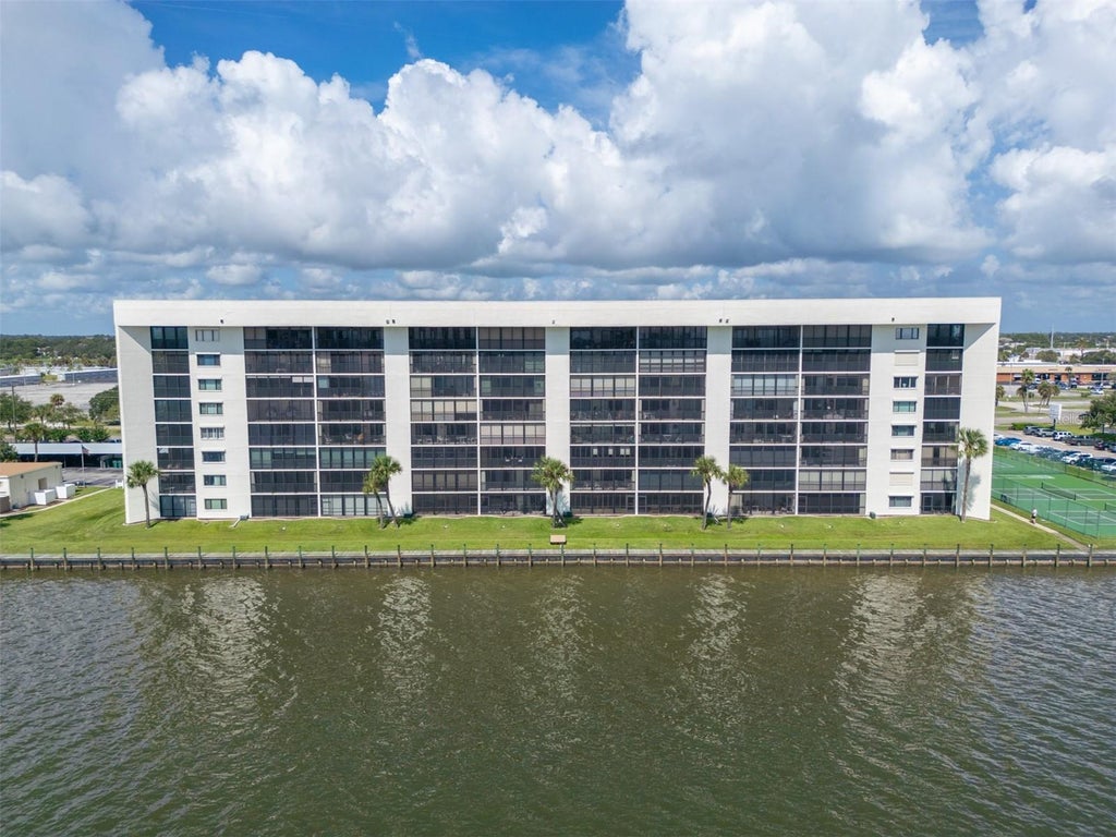 Photo of 200 S Sykes Creek Parkway #A708, Merritt Island, FL 32952 (MLS # O6432201)