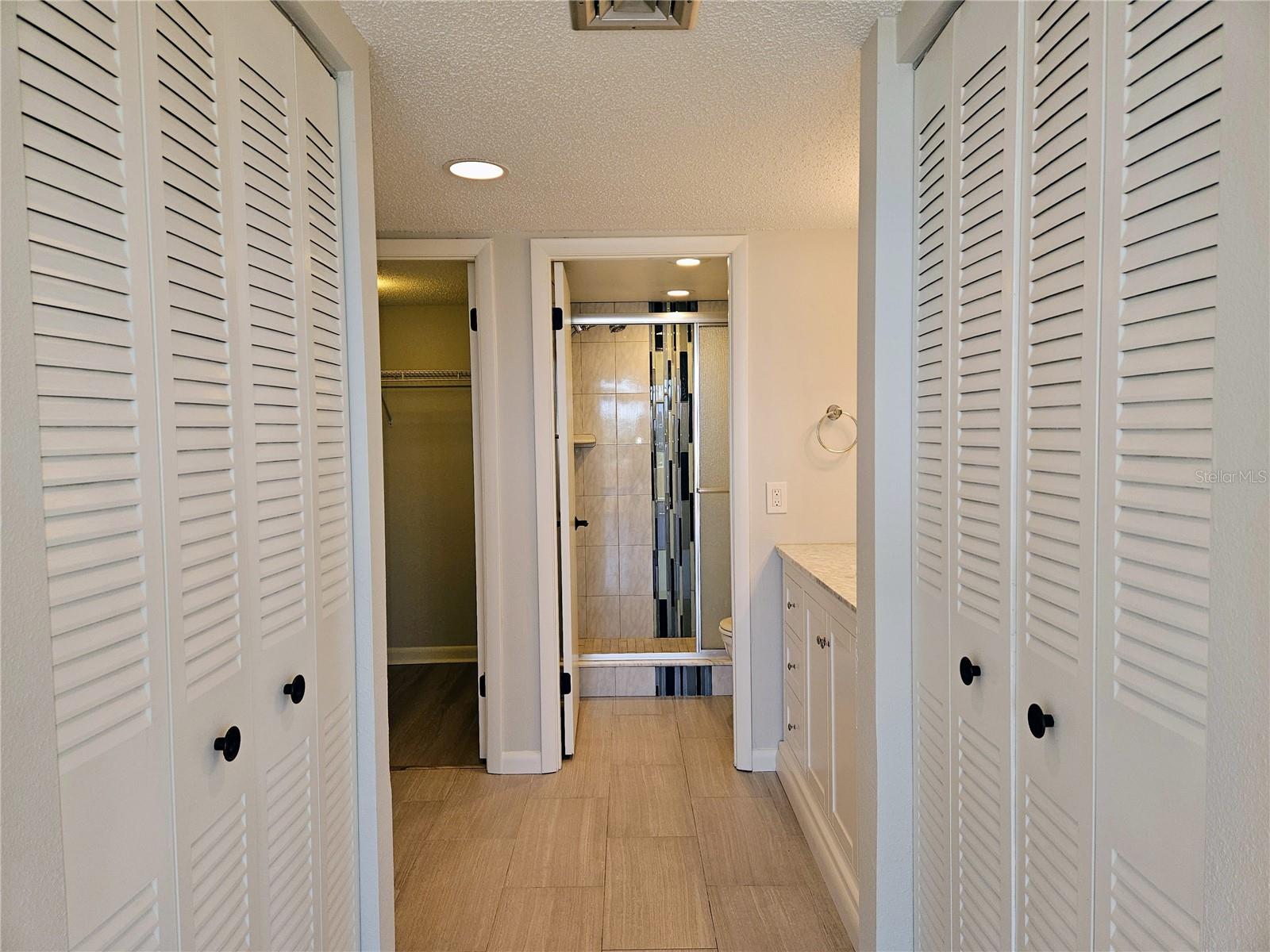 KEY CAPRI CONDO - Residential