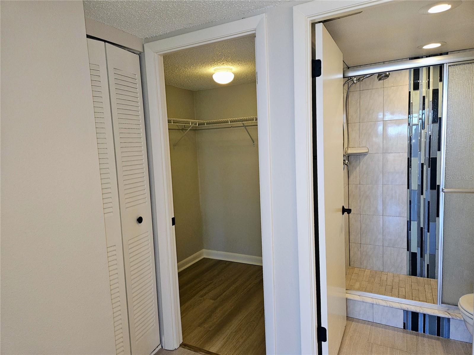 KEY CAPRI CONDO - Residential