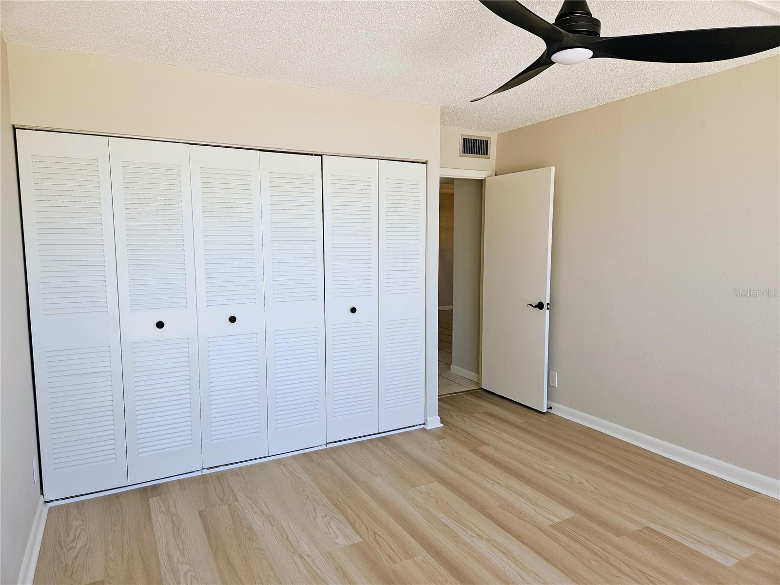 KEY CAPRI CONDO - Residential