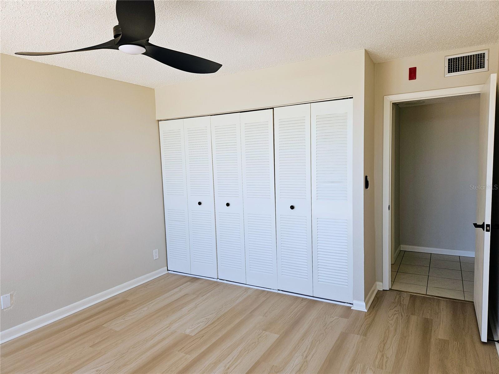 KEY CAPRI CONDO - Residential