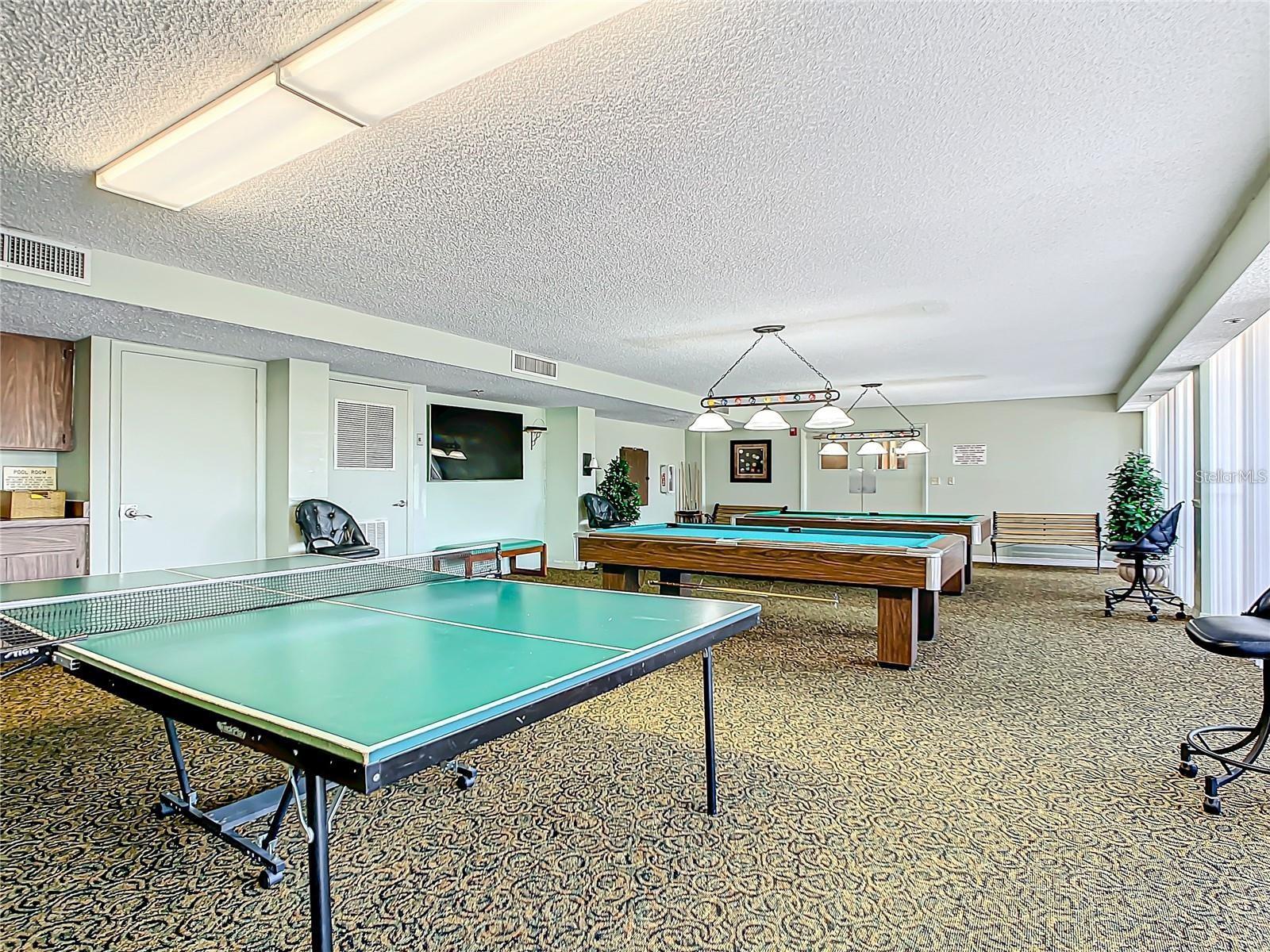 KEY CAPRI CONDO - Residential