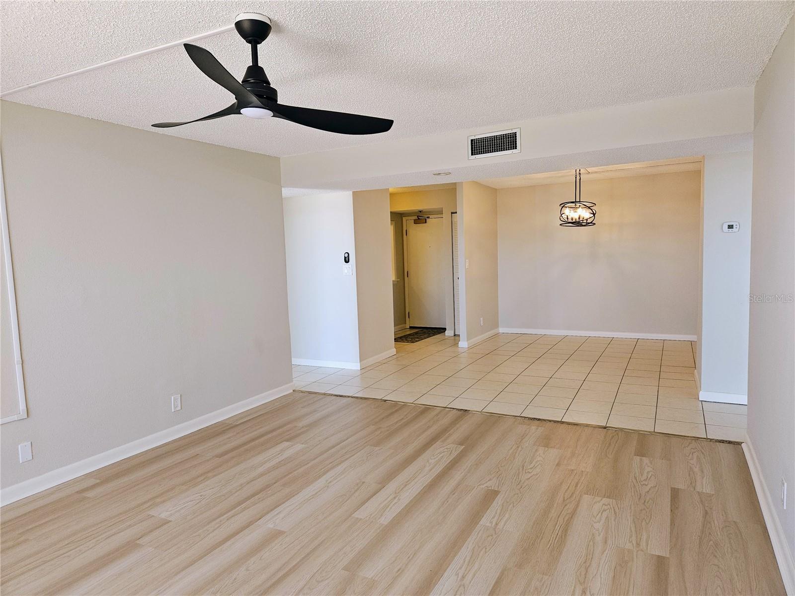 KEY CAPRI CONDO - Residential
