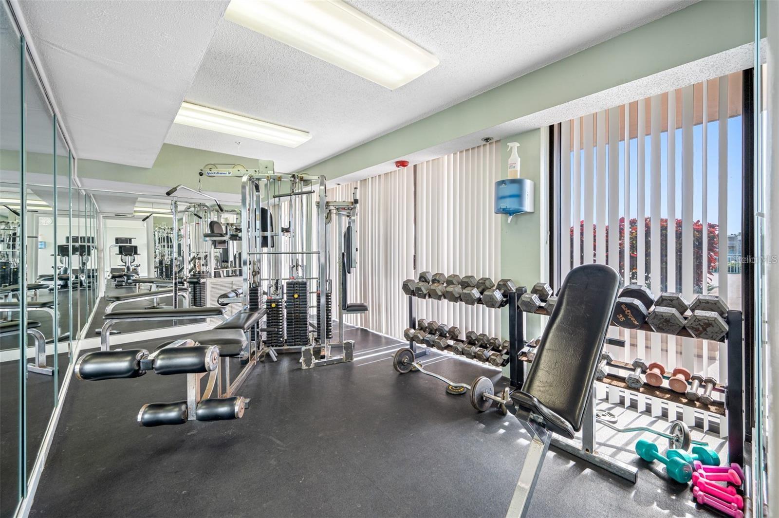 KEY CAPRI CONDO - Residential