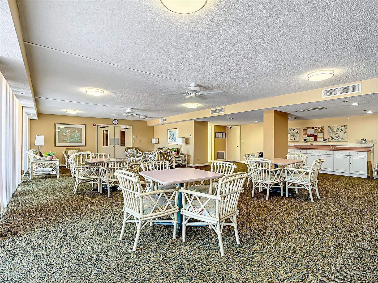 KEY CAPRI CONDO - Residential