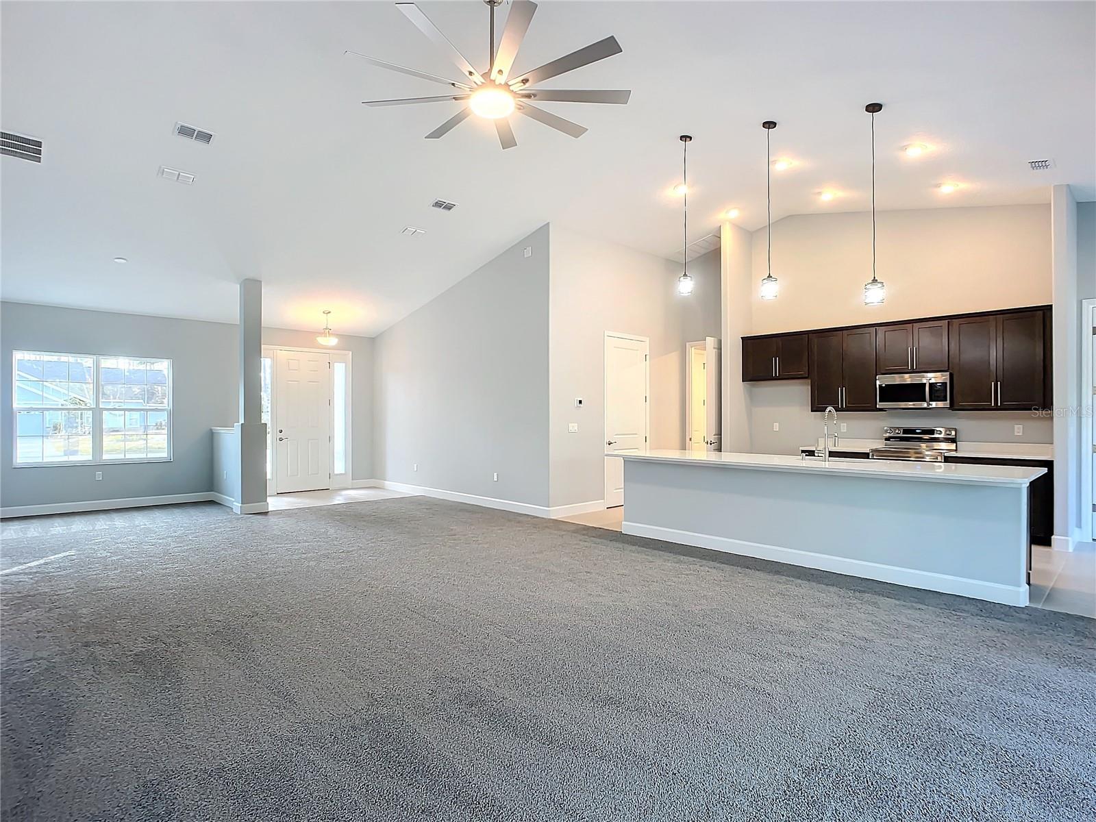 PALM COAST/EASTHAMPTON SEC 34 - Residential Lease