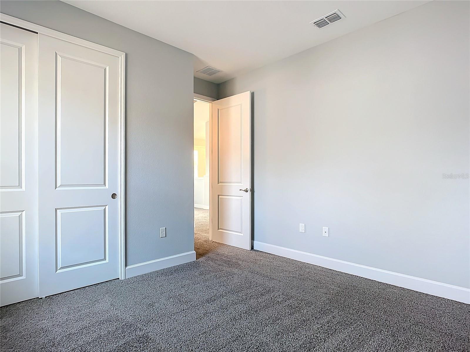 PALM COAST/EASTHAMPTON SEC 34 - Residential Lease