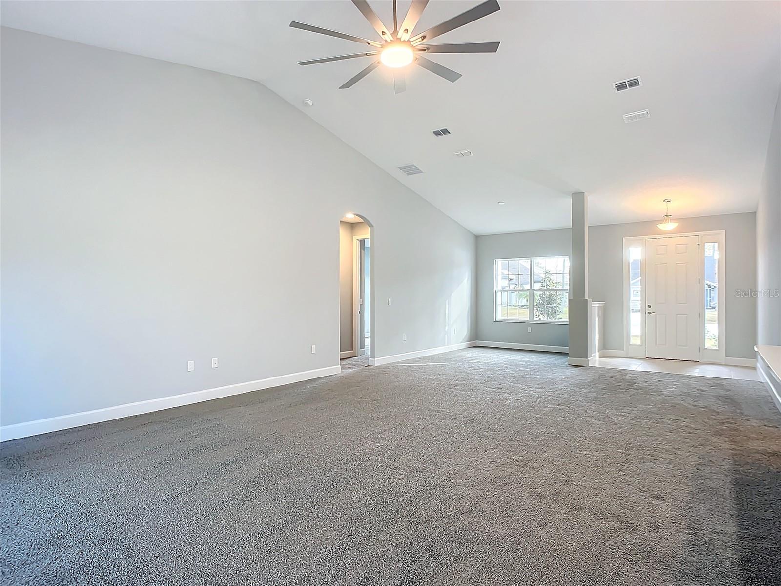 PALM COAST/EASTHAMPTON SEC 34 - Residential Lease