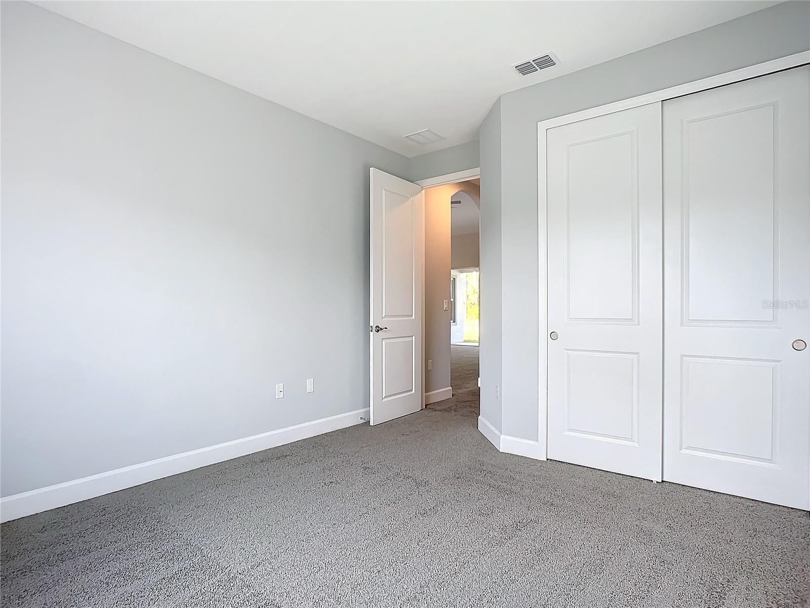 PALM COAST/EASTHAMPTON SEC 34 - Residential Lease