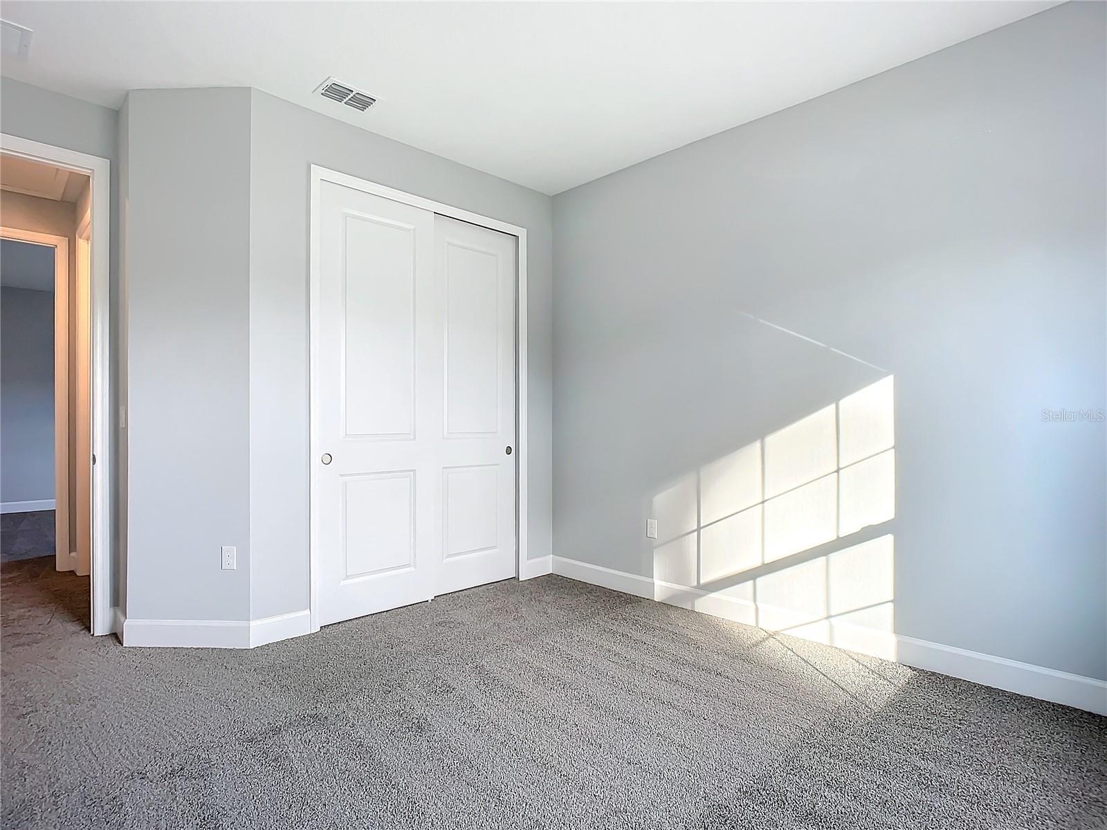 PALM COAST/EASTHAMPTON SEC 34 - Residential Lease