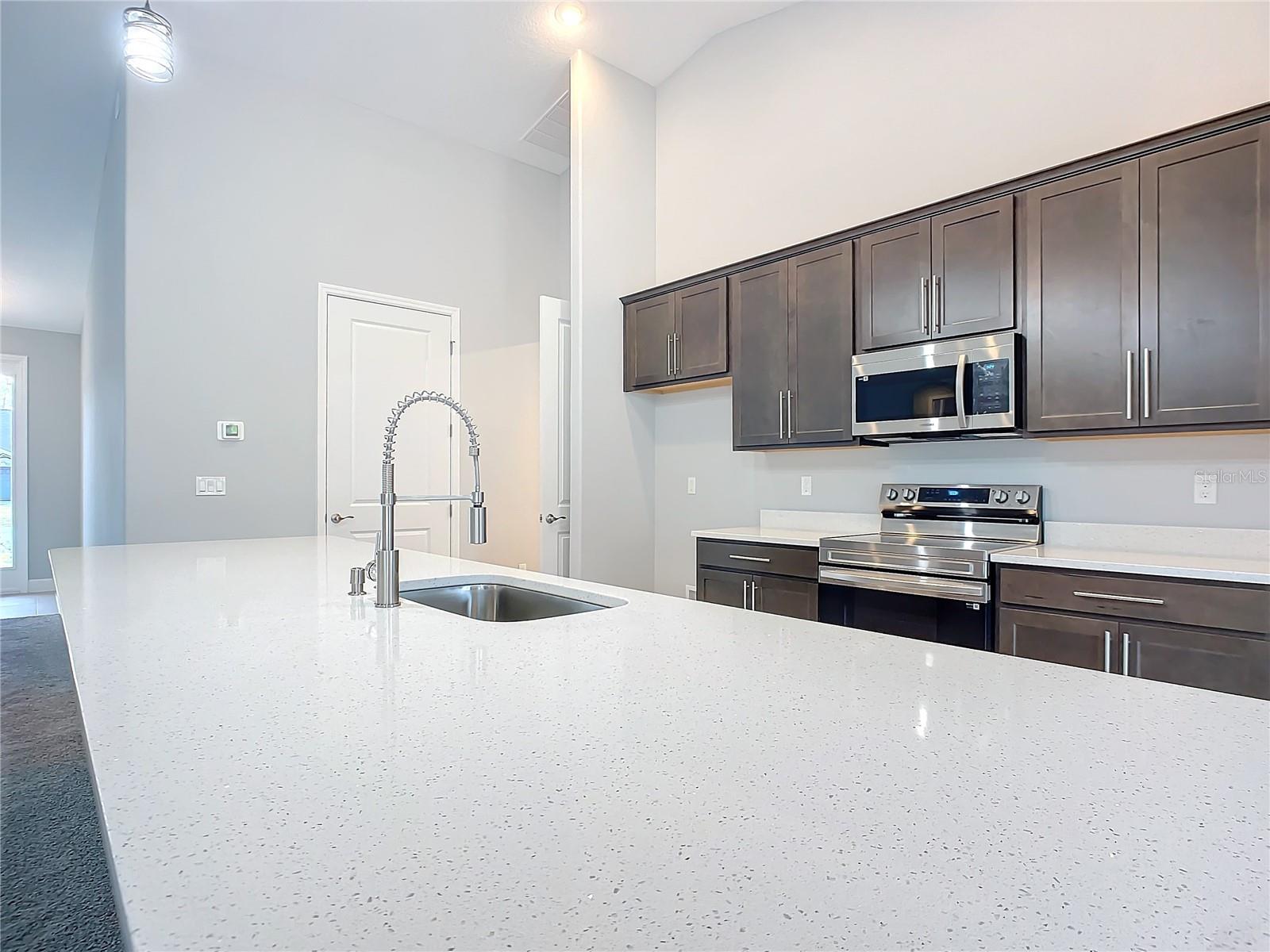 PALM COAST/EASTHAMPTON SEC 34 - Residential Lease