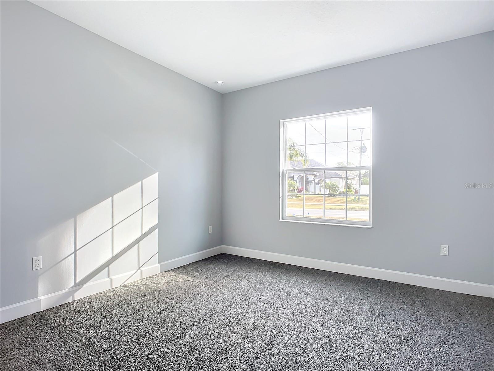 PALM COAST/EASTHAMPTON SEC 34 - Residential Lease