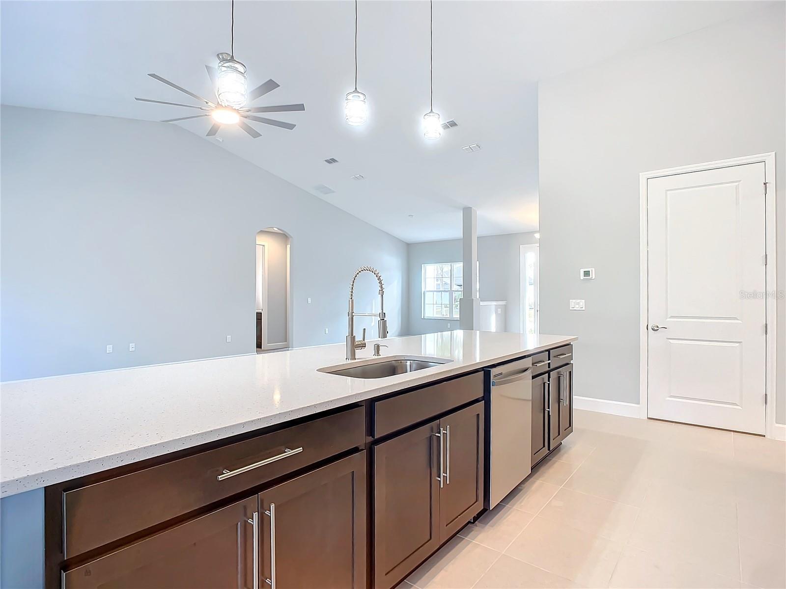 PALM COAST/EASTHAMPTON SEC 34 - Residential Lease