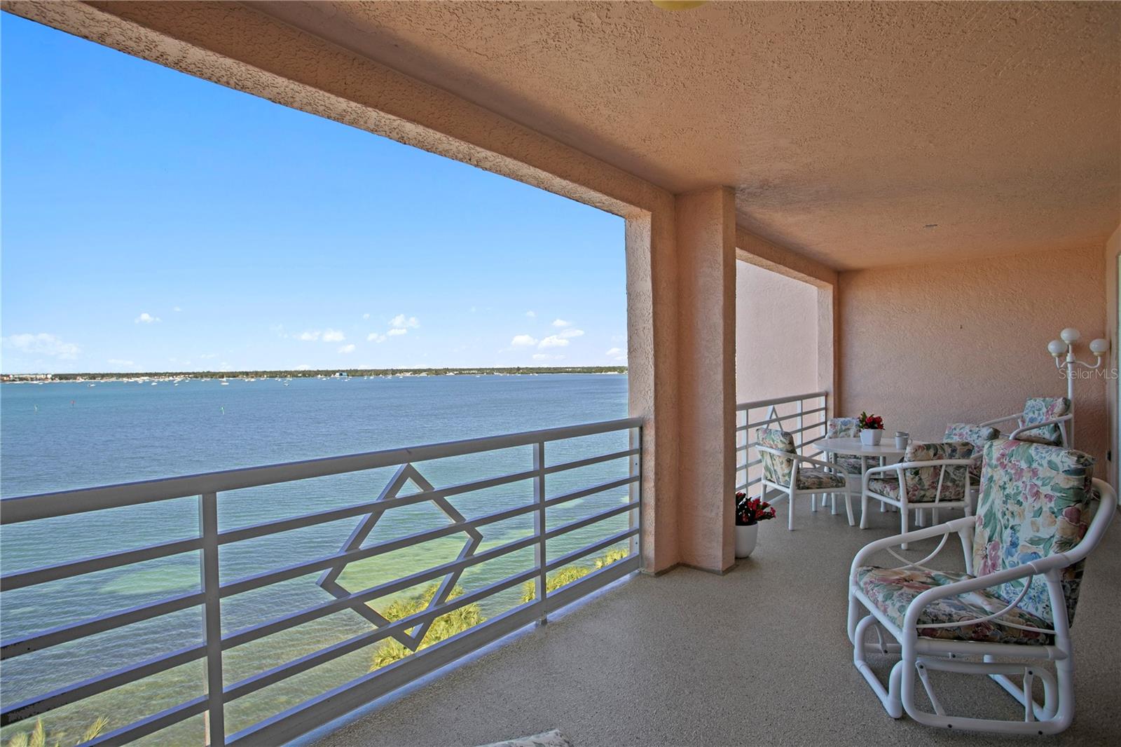 BACOPA BAY CONDO - Residential