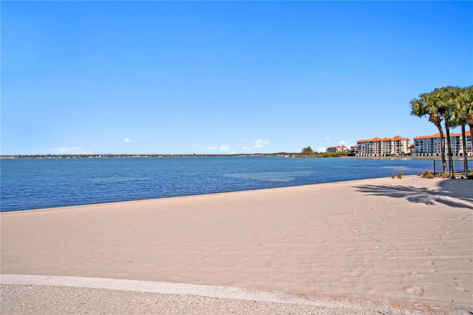 BACOPA BAY CONDO - Residential