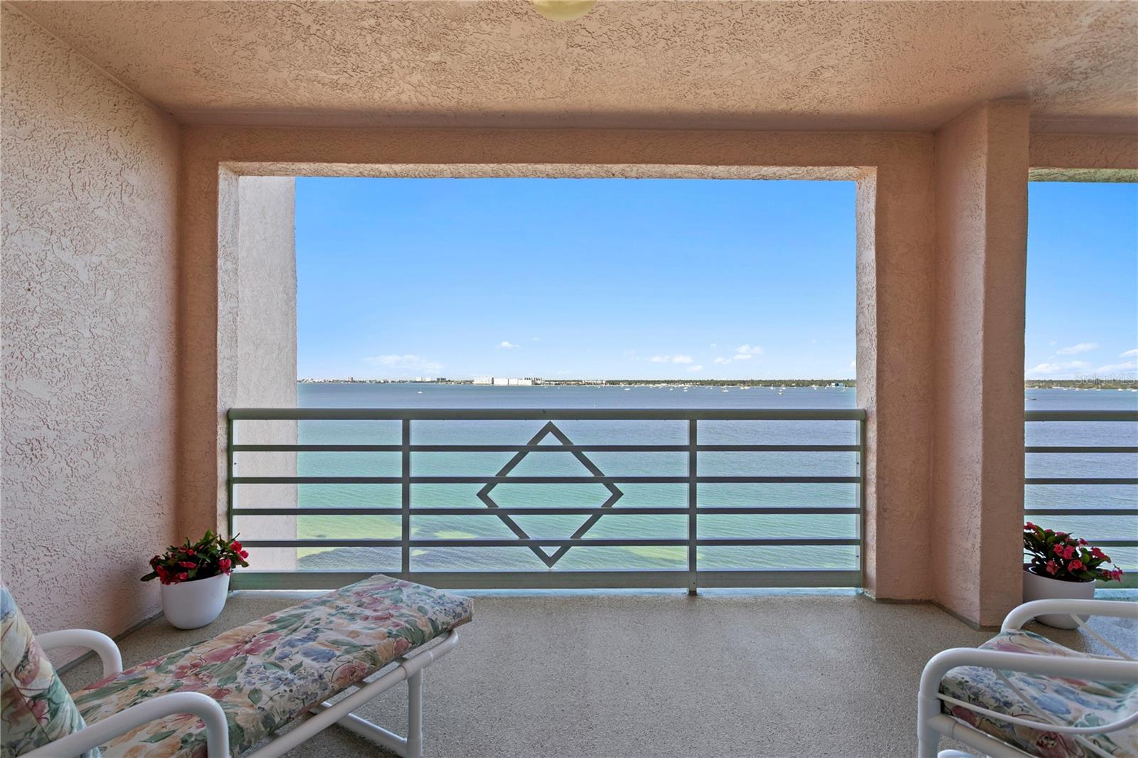 BACOPA BAY CONDO - Residential