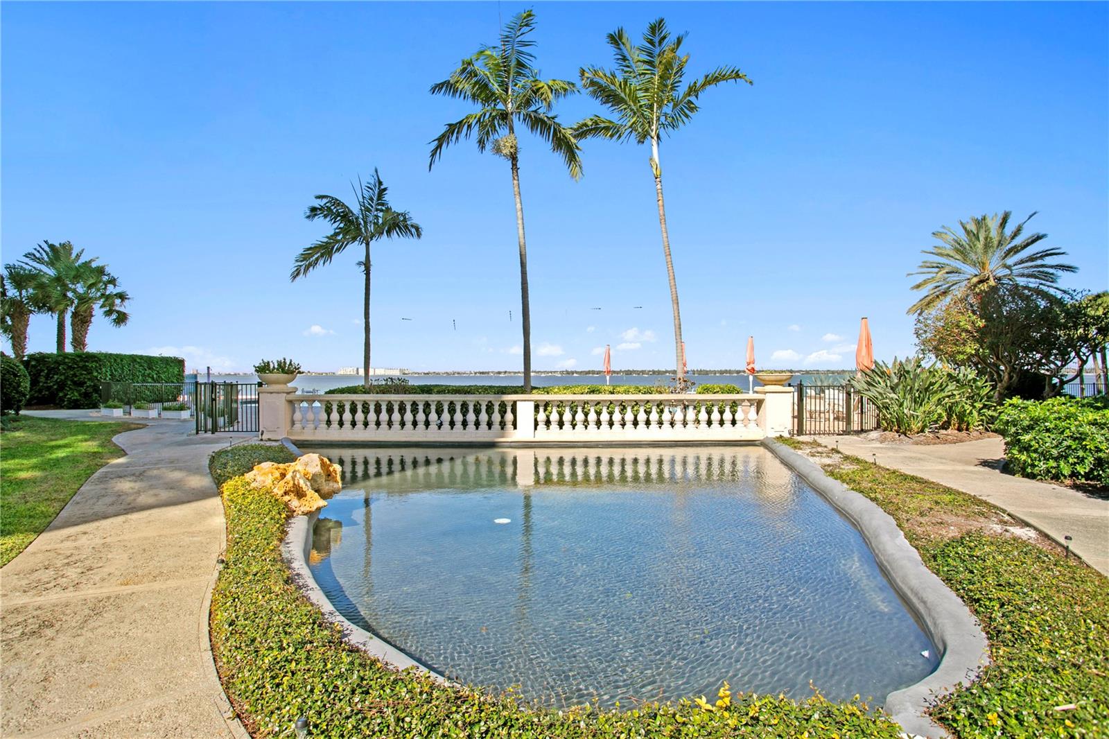 BACOPA BAY CONDO - Residential