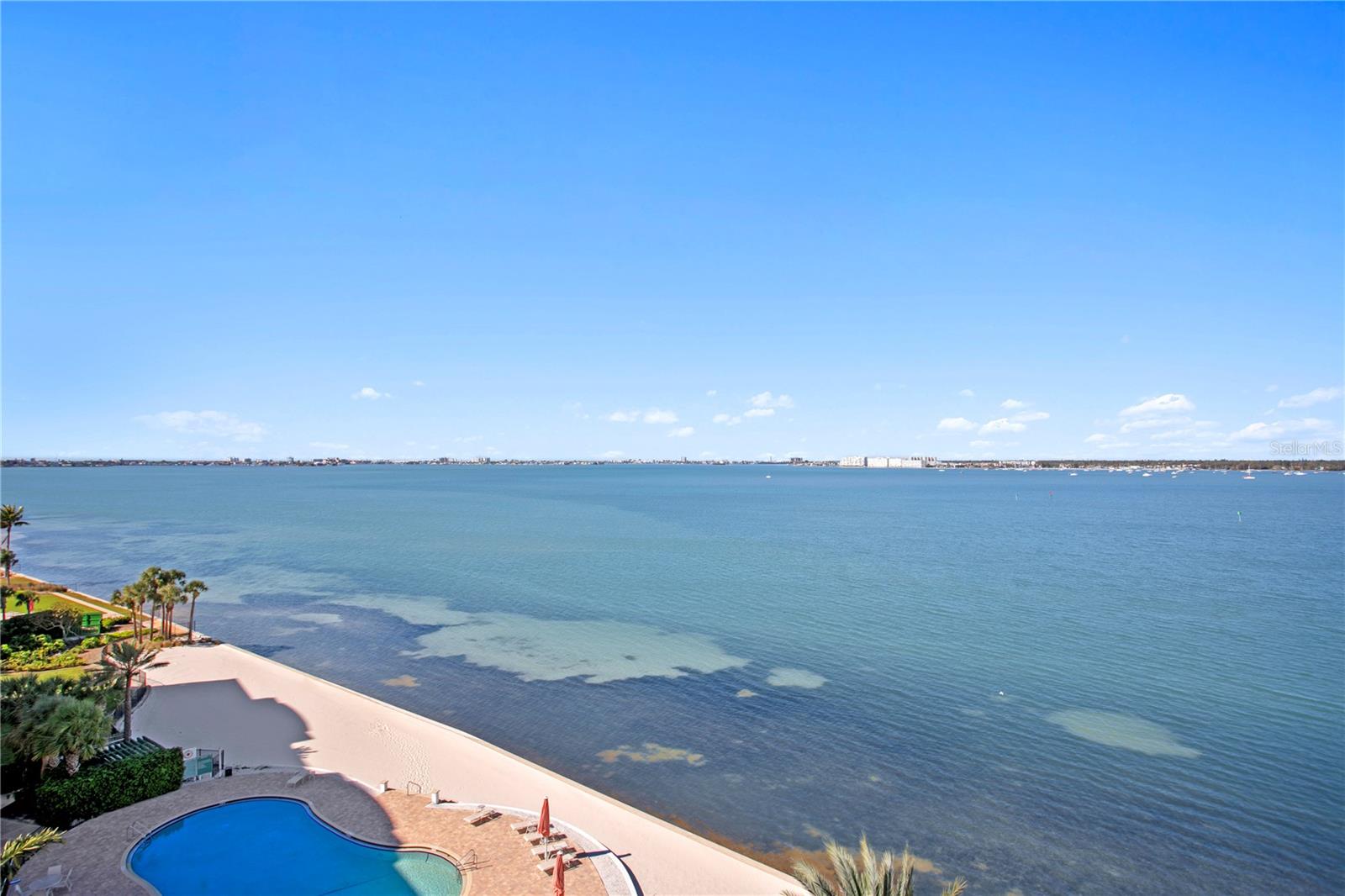 BACOPA BAY CONDO - Residential