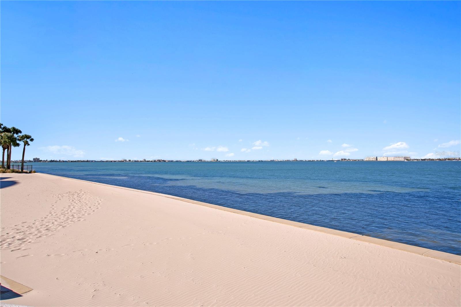 BACOPA BAY CONDO - Residential