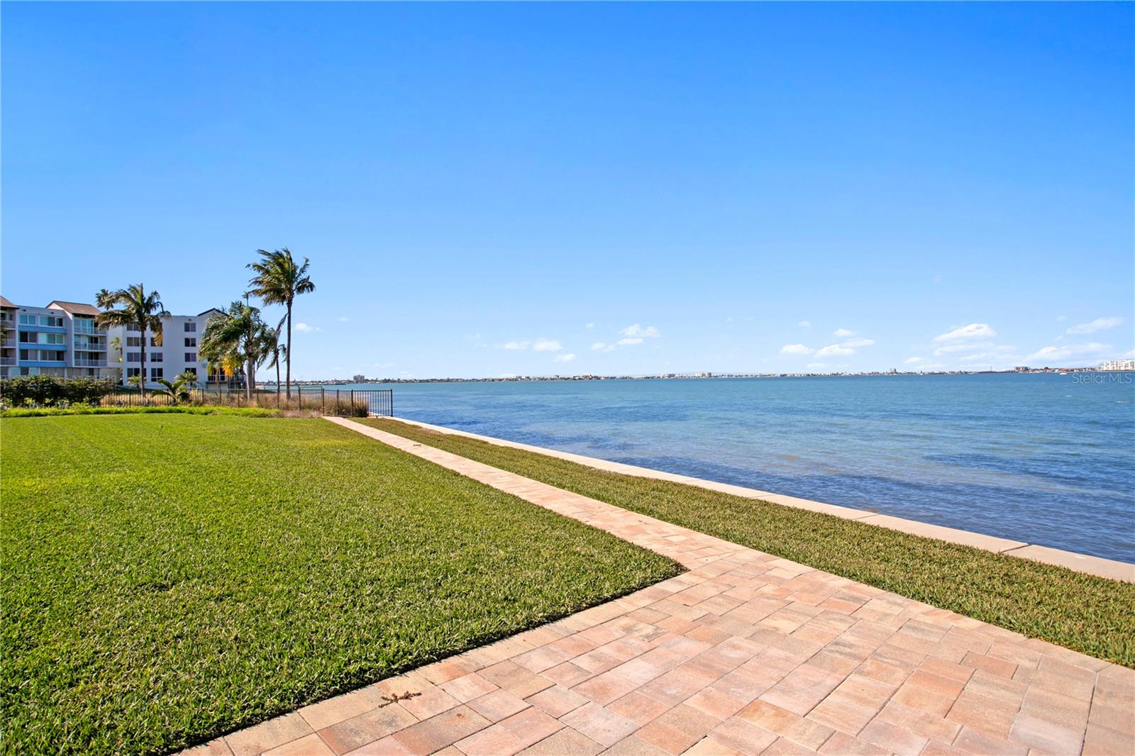 BACOPA BAY CONDO - Residential