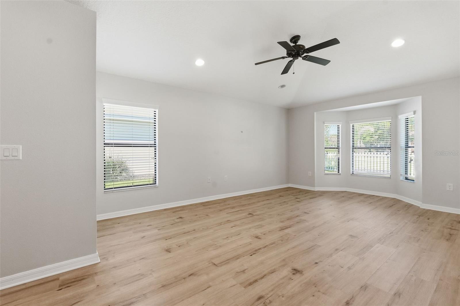 WATERGRASS - Residential