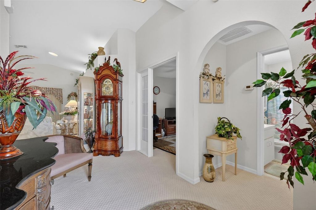Photo of 17920 SE 115th Court, Summerfield, FL 34491 (MLS # OM725288)