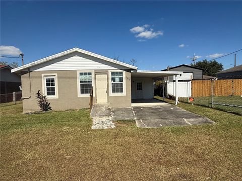 Photo of 600 SE 3rd Street, Mulberry, FL 33860 (MLS # TB8448338)