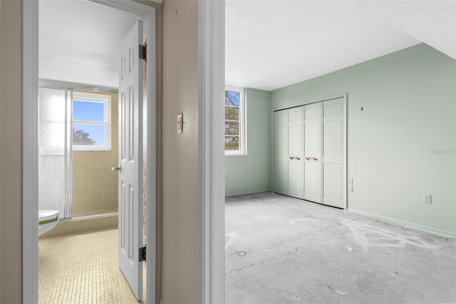 NO 1 PALM-AIRE DESOTO LAKES CC APT CONDO - Residential