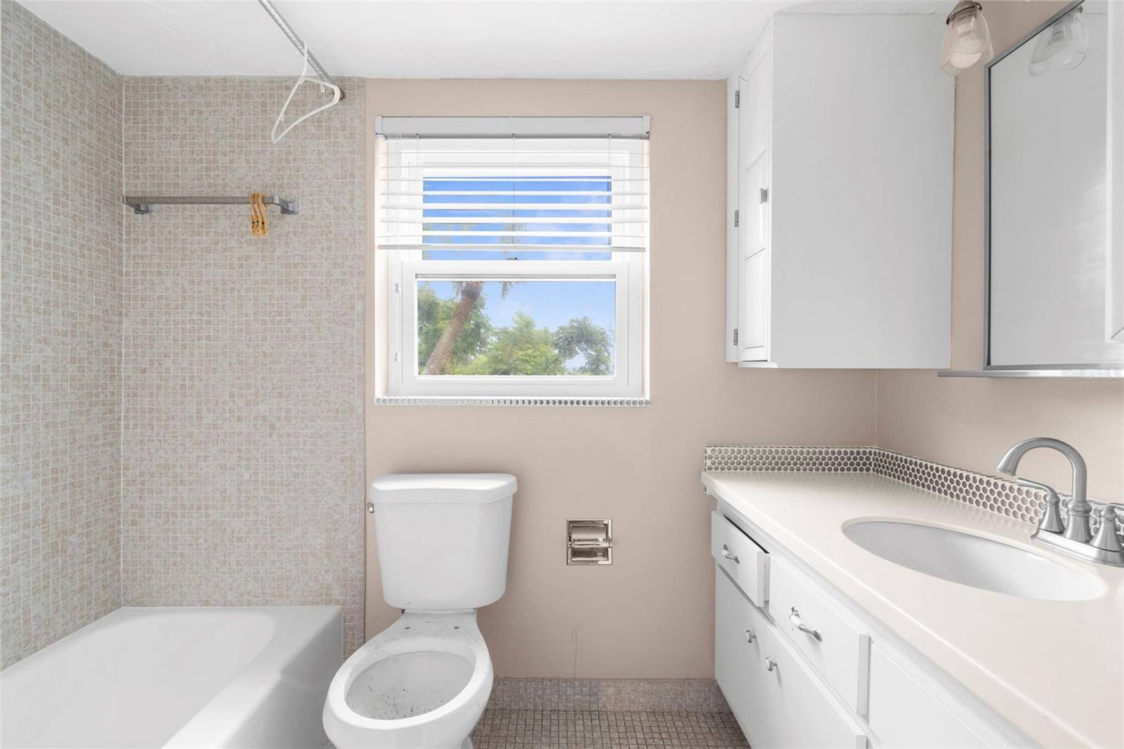 NO 1 PALM-AIRE DESOTO LAKES CC APT CONDO - Residential