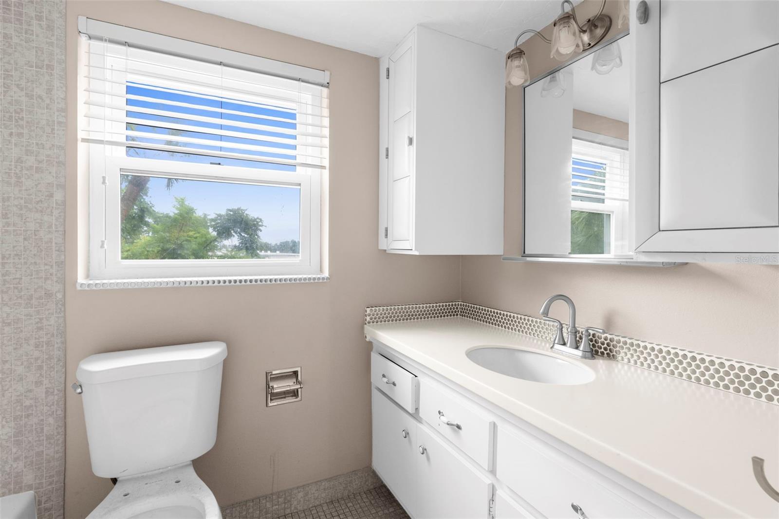 NO 1 PALM-AIRE DESOTO LAKES CC APT CONDO - Residential