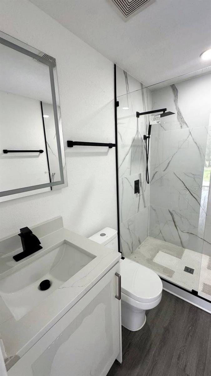 DOUGHERTY CHAS - Residential Lease