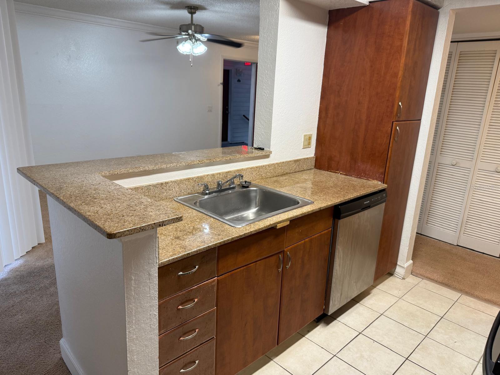 LEXINGTON PLACE CONDO - Residential