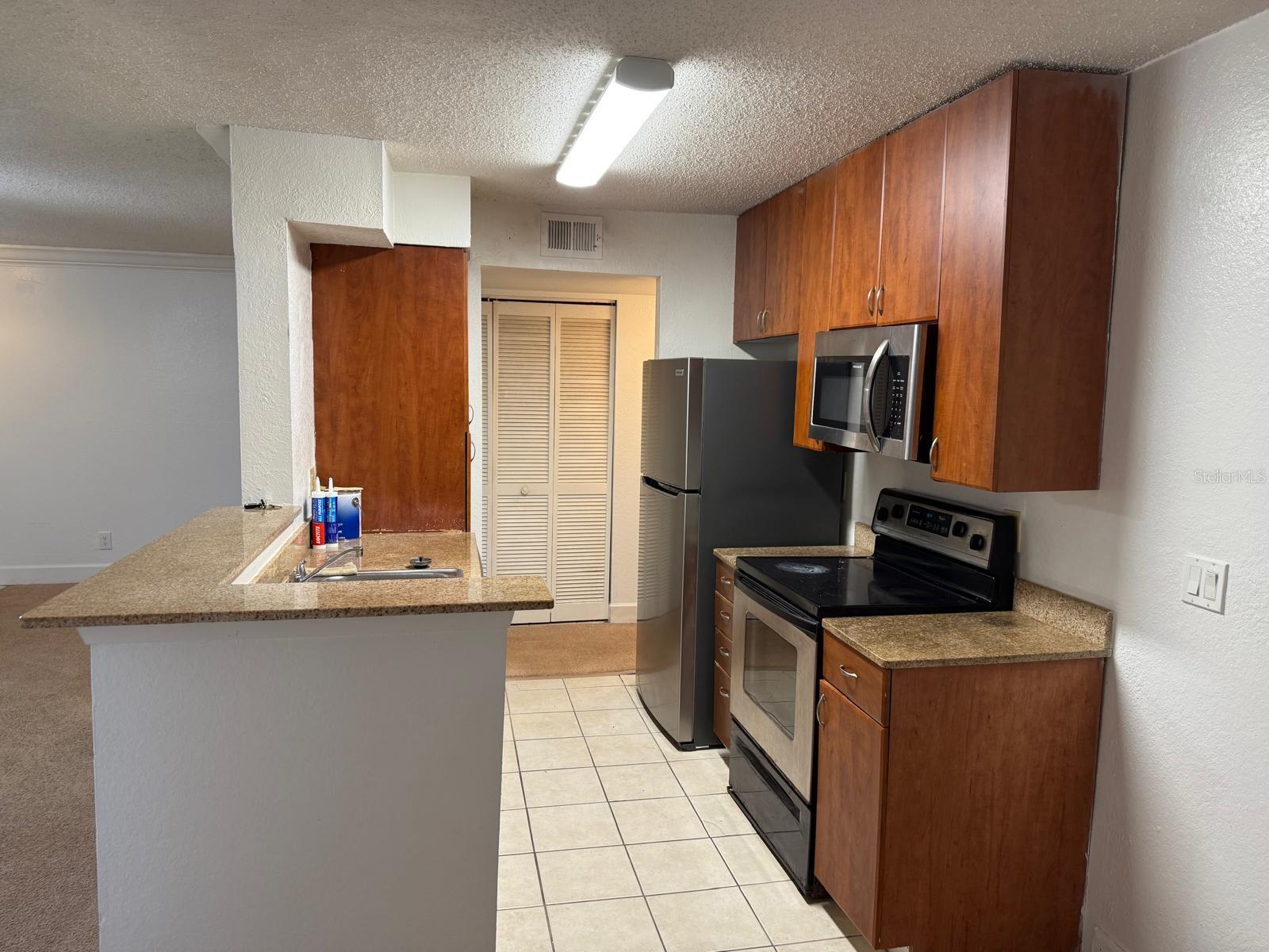 LEXINGTON PLACE CONDO - Residential