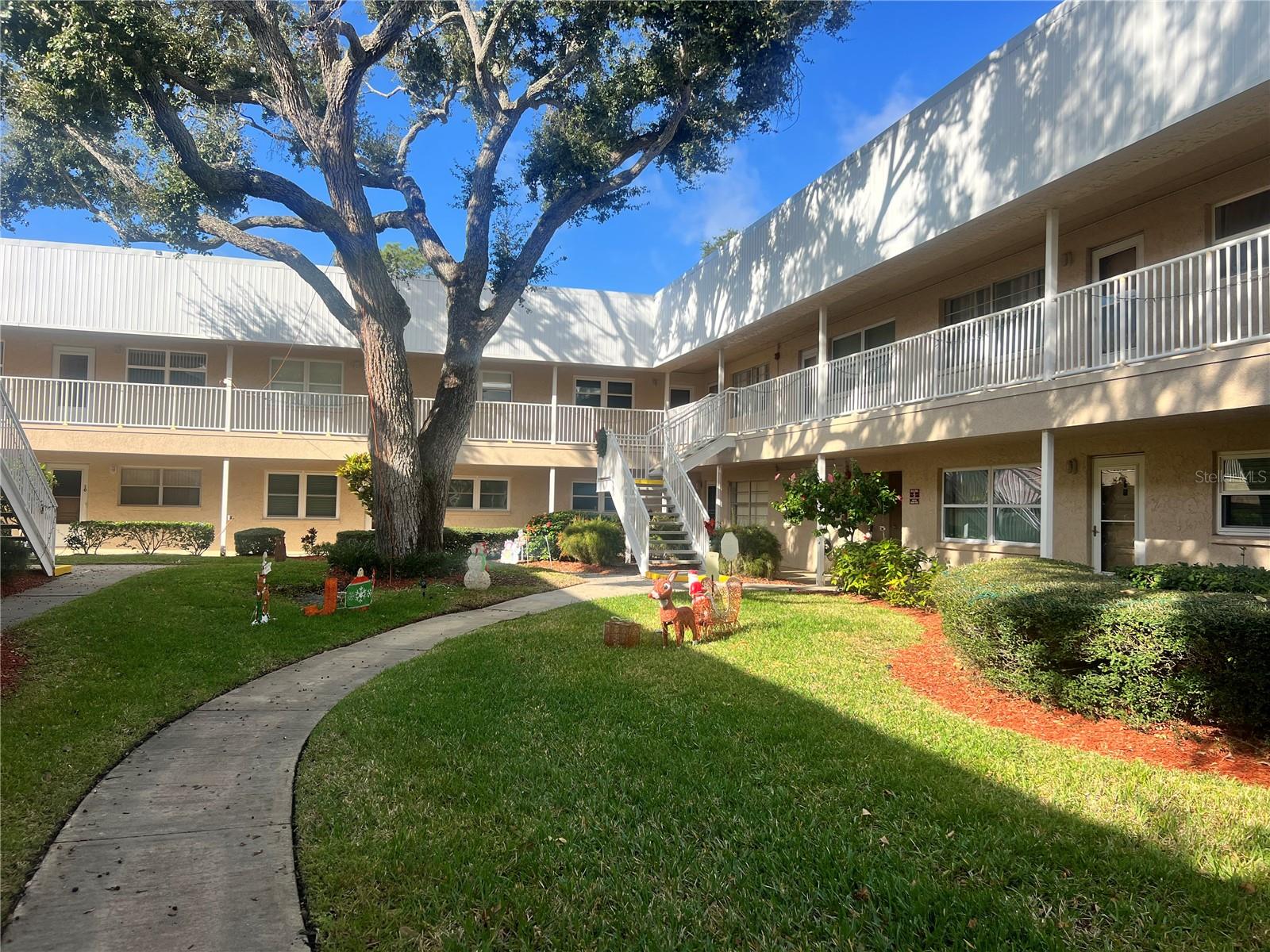 LONG BAYOU BLDG 5 UNIT 22 - Residential Lease
