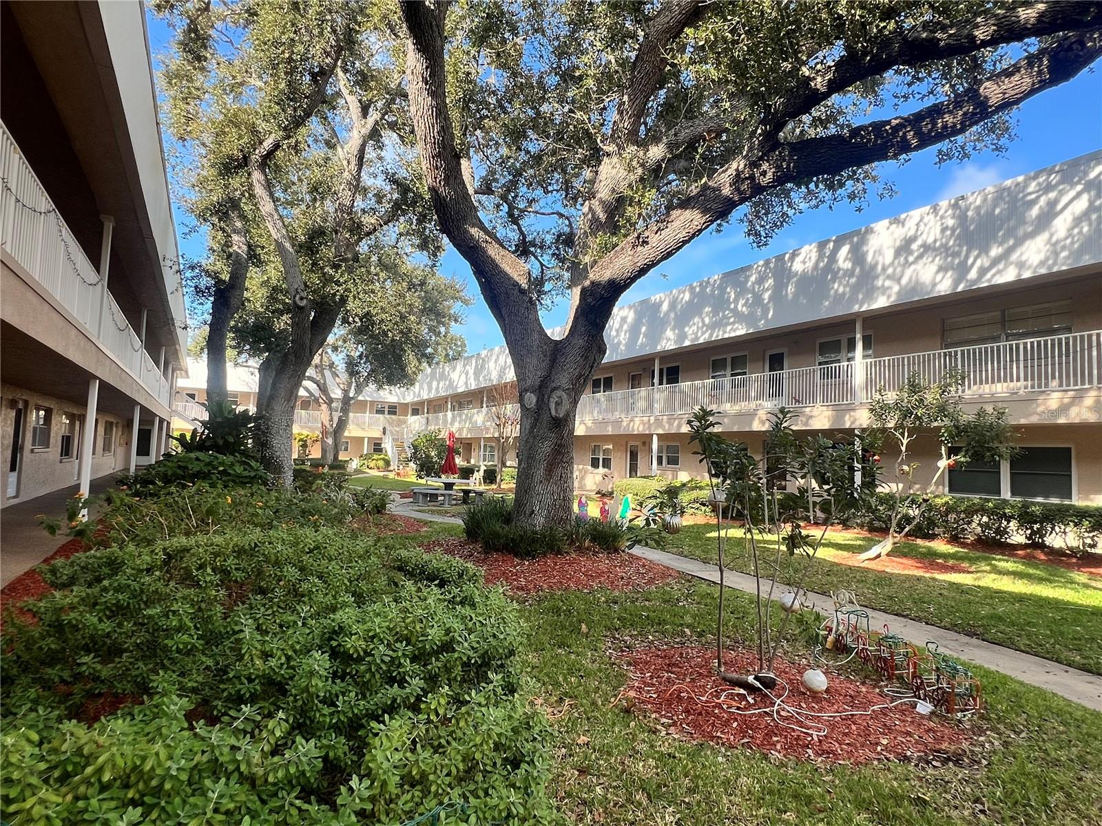 LONG BAYOU BLDG 5 UNIT 22 - Residential Lease