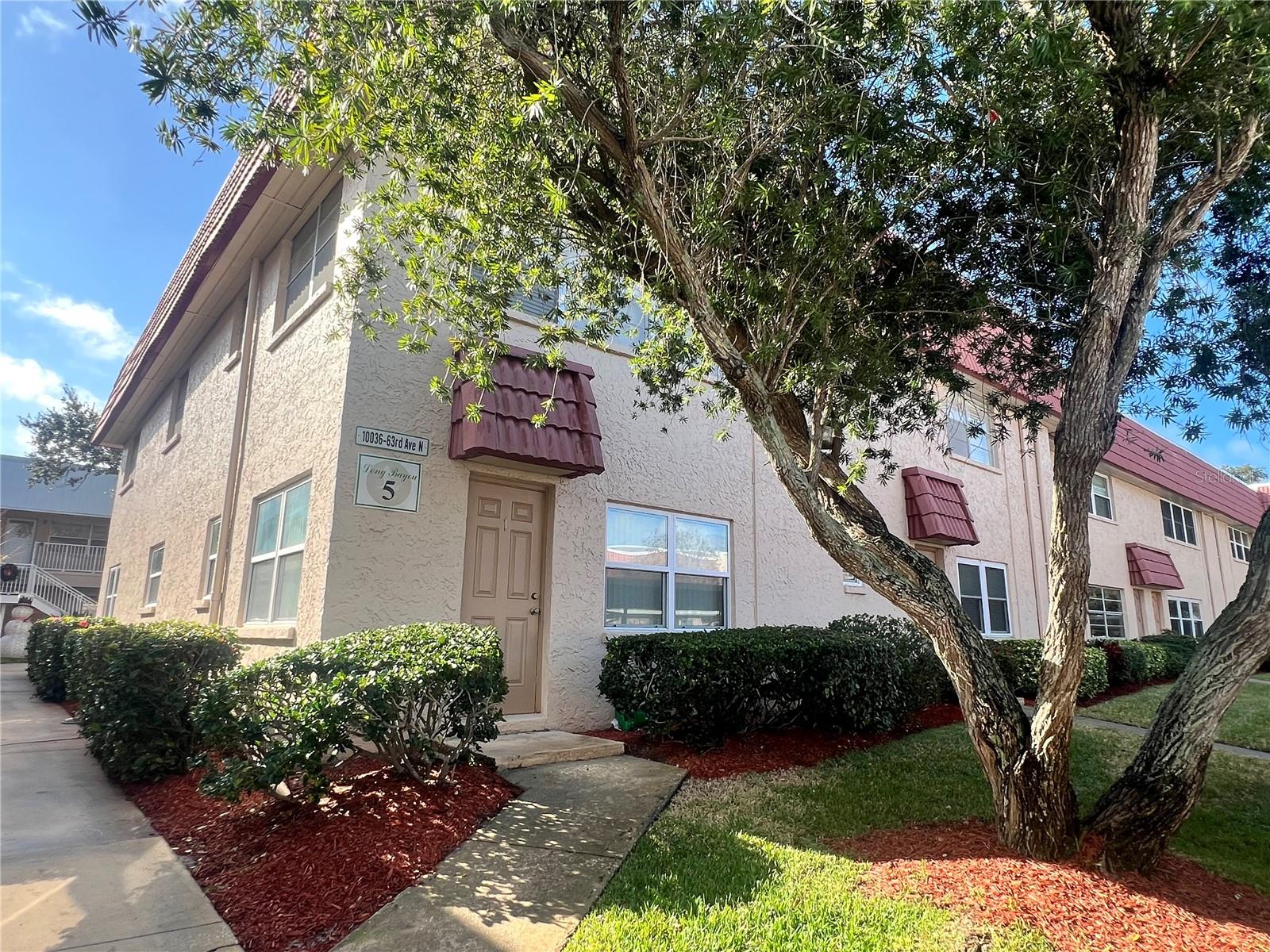 LONG BAYOU BLDG 5 UNIT 22 - Residential Lease