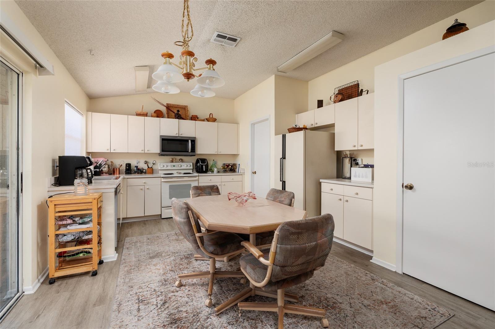 FRESH MEADOWS SUB PH II - Residential