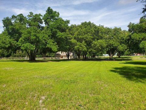 Tiny photo for 17670 SE 283rd Avenue, Umatilla, FL 32784 (MLS # G5097779)