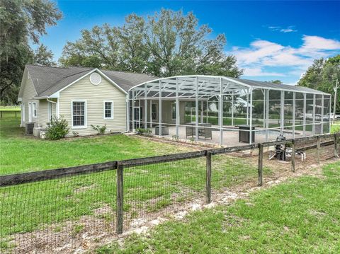 Tiny photo for 17670 SE 283rd Avenue, Umatilla, FL 32784 (MLS # G5097779)