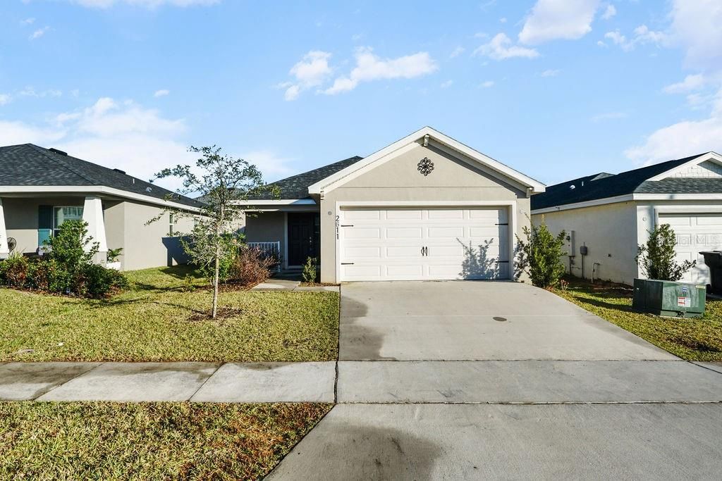 Photo of 2611 Tulip Drive, Davenport, FL 33837 (MLS # O6356191)