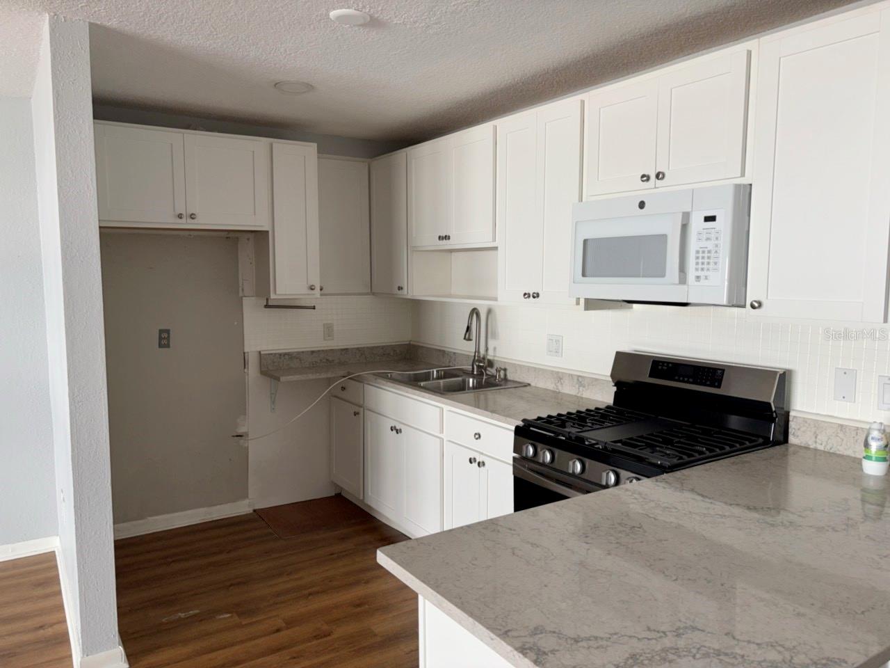 FIVE TOWNS OF ST PETE - Residential